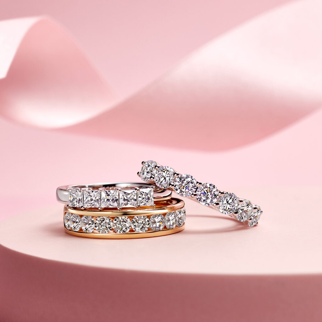 Wedding Bands – With Clarity