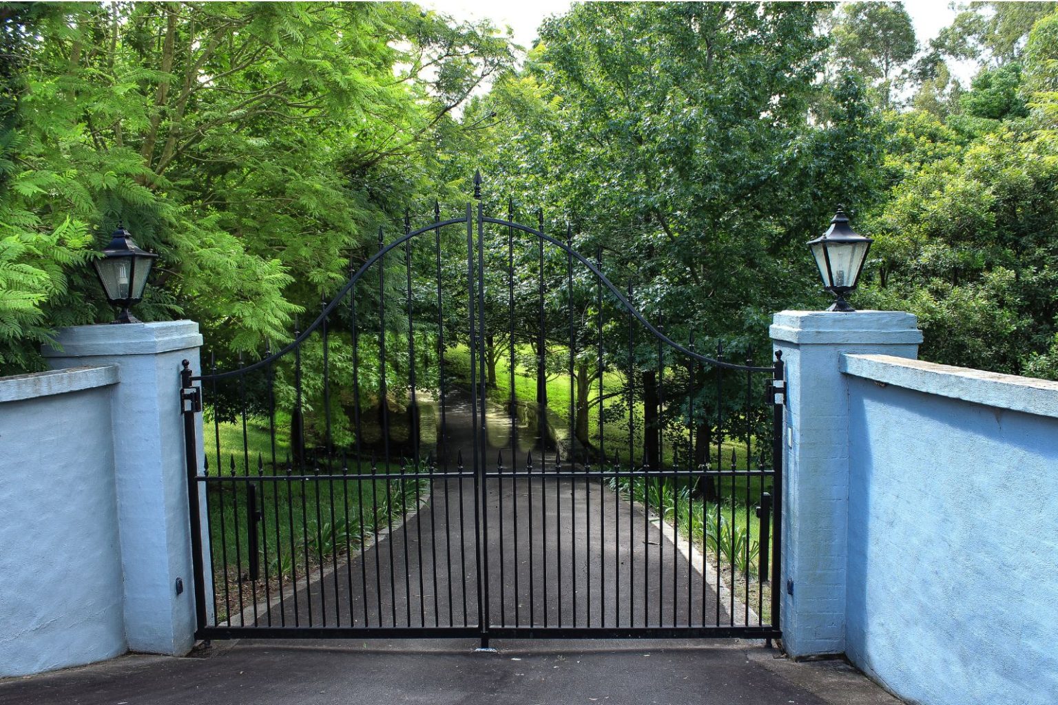 The Benefits of Professional Gate Installation Services